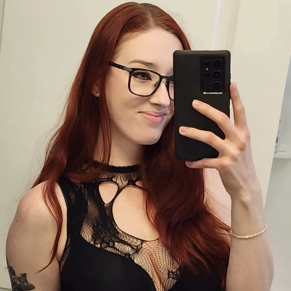 Meet your Posher, Amber - Picture 1 of 1